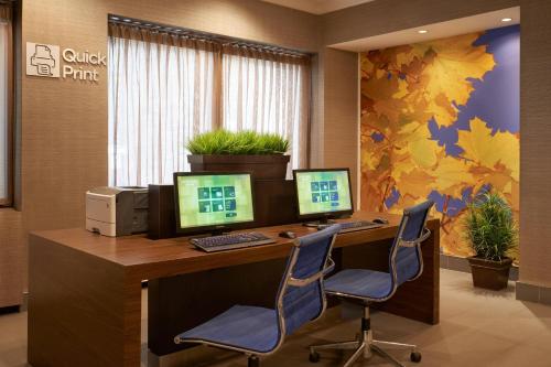 Imagen general del Hotel Courtyard By Marriott Downtown Toronto. Foto 3