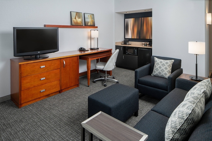 Imagen de la habitación del Hotel Courtyard By Marriott Dulles Airport Herndon/reston. Foto 9