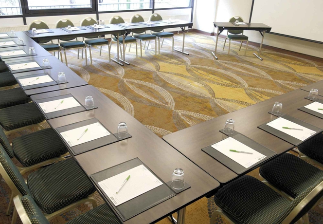 Imagen de los interiores del Hotel Courtyard By Marriott Düsseldorf Seestern. Foto 12