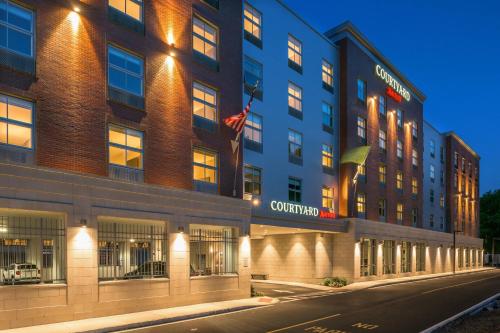 Imagen general del Hotel Courtyard By Marriott Edgewater Nyc Area. Foto 12