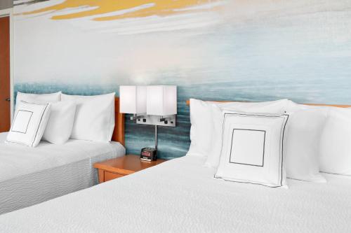 Imagen de la habitación del Hotel Courtyard By Marriott Edmonton Downtown. Foto 16