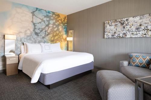 Imagen de la habitación del Hotel Courtyard By Marriott El Paso Airport. Foto 14