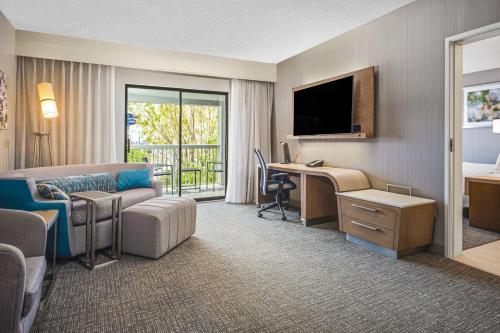 Imagen general del Hotel Courtyard By Marriott El Paso Airport. Foto 3