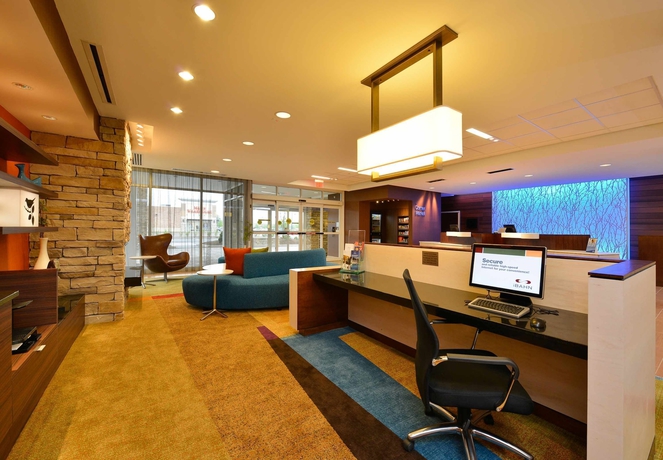 Imagen de los interiores del Hotel Courtyard By Marriott Elmira Horseheads. Foto 19