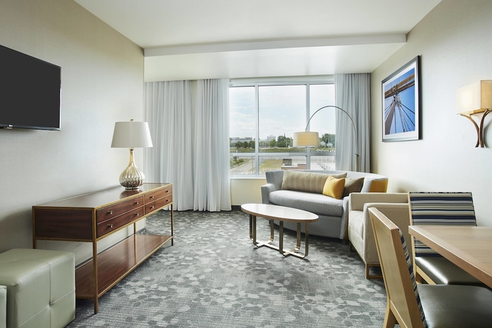 Imagen de la habitación del Hotel Courtyard By Marriott Erie Bayfront. Foto 12