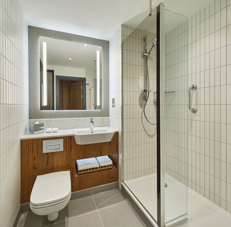 Imagen de la habitación del Hotel Courtyard By Marriott Exeter Sandy Park. Foto 10