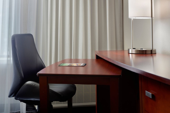 Imagen de la habitación del Hotel Courtyard By Marriott Fayetteville, FAYETTEVILLE. Foto 10