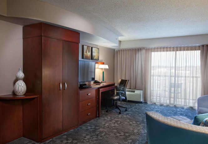 Imagen de la habitación del Hotel Courtyard By Marriott Fayetteville, Fayetteville. Foto 5