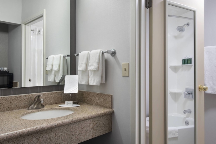 Imagen de la habitación del Hotel Courtyard By Marriott Fishkill. Foto 11