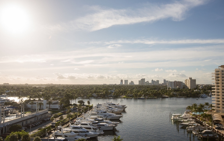 Imagen de la habitación del Hotel Courtyard By Marriott Fort Lauderdale Beach. Foto 4