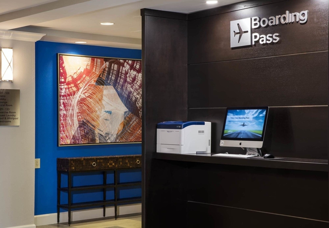 Imagen de los interiores del Hotel Courtyard By Marriott Fort Lauderdale Coral Springs. Foto 12