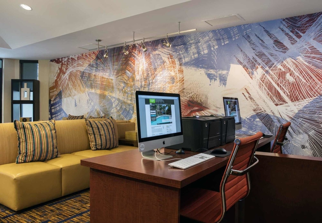 Imagen de los interiores del Hotel Courtyard By Marriott Fort Lauderdale Coral Springs. Foto 13