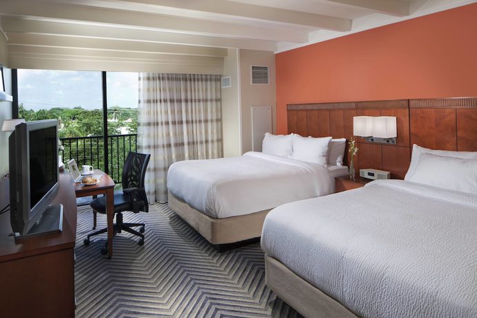 Imagen de la habitación del Hotel Courtyard By Marriott Fort Lauderdale East/lauderdale-by-the-sea. Foto 10