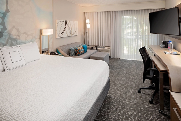 Imagen de la habitación del Hotel Courtyard By Marriott Fort Lauderdale North/cypress Creek. Foto 4
