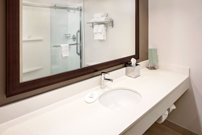 Imagen de la habitación del Hotel Courtyard By Marriott Fort Lauderdale North/cypress Creek. Foto 12