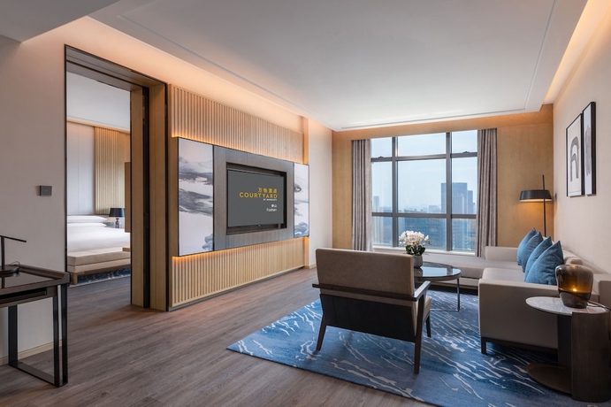 Imagen de la habitación del Hotel Courtyard By Marriott Foshan. Foto 7