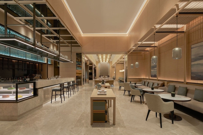 Imagen de los interiores del Hotel Courtyard By Marriott Foshan. Foto 19