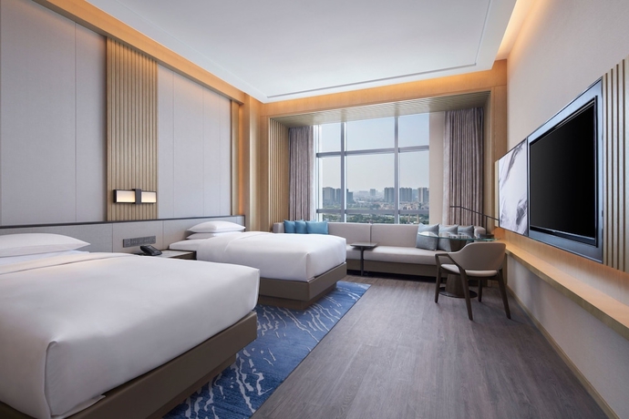 Imagen de la habitación del Hotel Courtyard By Marriott Foshan. Foto 12