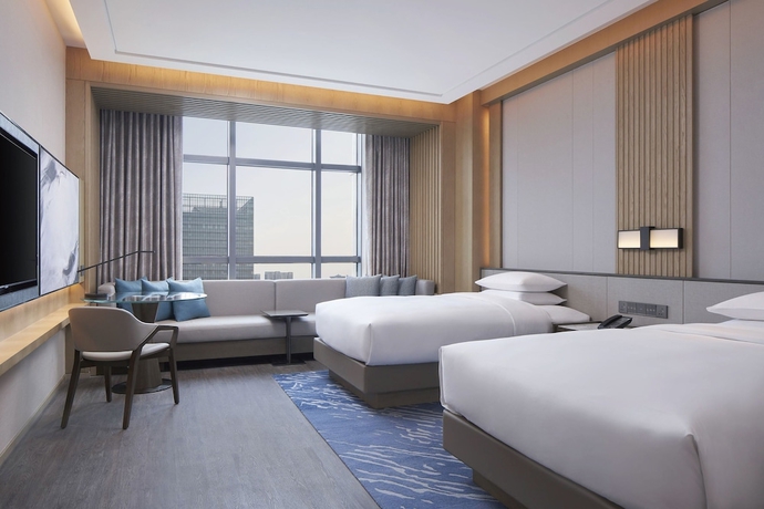 Imagen de la habitación del Hotel Courtyard By Marriott Foshan. Foto 13