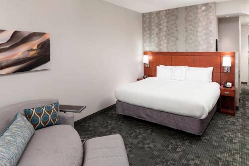 Imagen de la habitación del Hotel Courtyard By Marriott Franklin Cool Springs. Foto 13