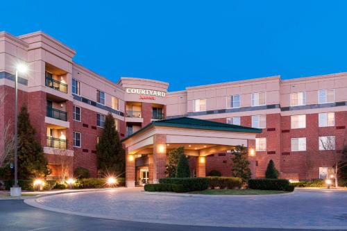 Imagen general del Hotel Courtyard By Marriott Franklin Cool Springs. Foto 12