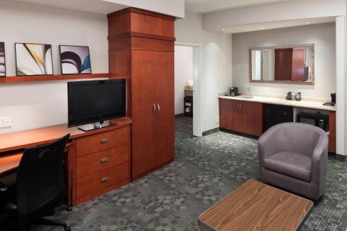 Imagen de la habitación del Hotel Courtyard By Marriott Franklin Cool Springs. Foto 18
