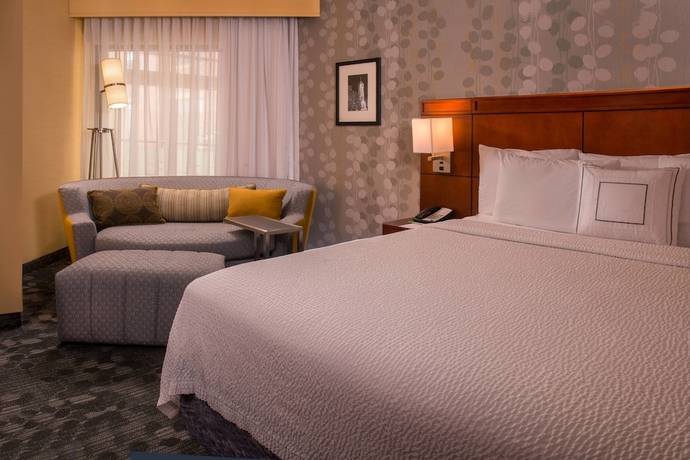 Imagen de la habitación del Hotel Courtyard By Marriott Fredericksburg Historic District. Foto 12