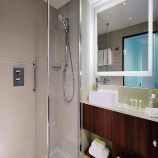 Imagen general del Hotel Courtyard By Marriott Gdynia Waterfront. Foto 19