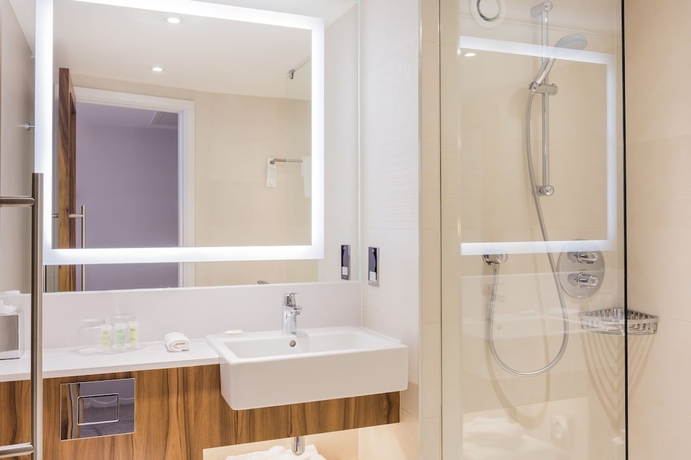 Imagen de la habitación del Hotel Courtyard By Marriott Glasgow Airport. Foto 13