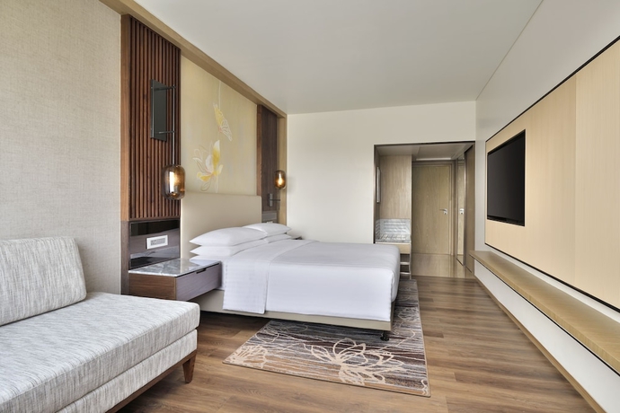 Imagen de la habitación del Hotel Courtyard By Marriott Gorakhpur. Foto 5