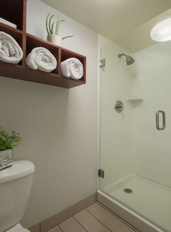 Imagen de la habitación del Hotel Courtyard By Marriott Grand Rapids Airport. Foto 4