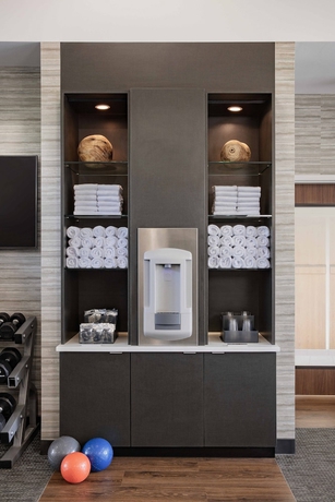 Imagen de los interiores del Hotel Courtyard By Marriott Greensboro. Foto 18