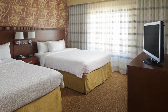 Imagen de la habitación del Hotel Courtyard By Marriott Greenville Haywood Mall. Foto 8