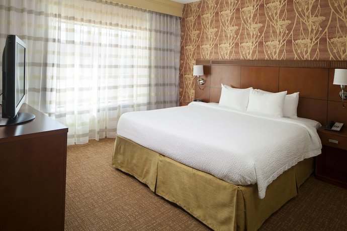 Imagen de la habitación del Hotel Courtyard By Marriott Greenville Haywood Mall. Foto 9