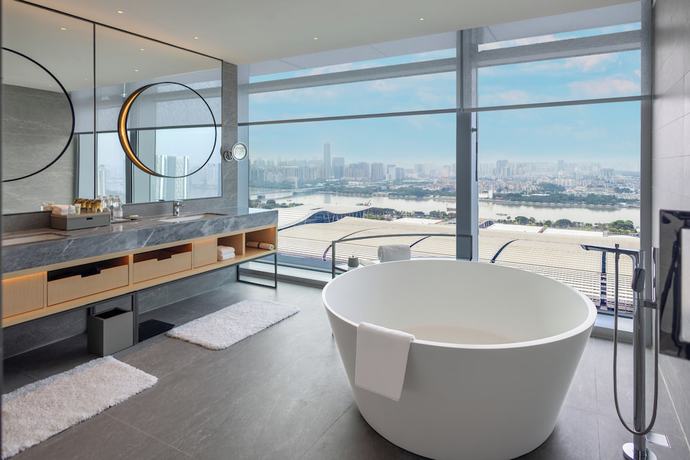 Imagen de la habitación del Hotel Courtyard By Marriott Guangzhou Pazhou. Foto 6