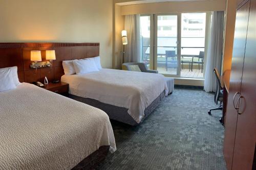Imagen de la habitación del Hotel Courtyard By Marriott Halifax Downtown. Foto 15