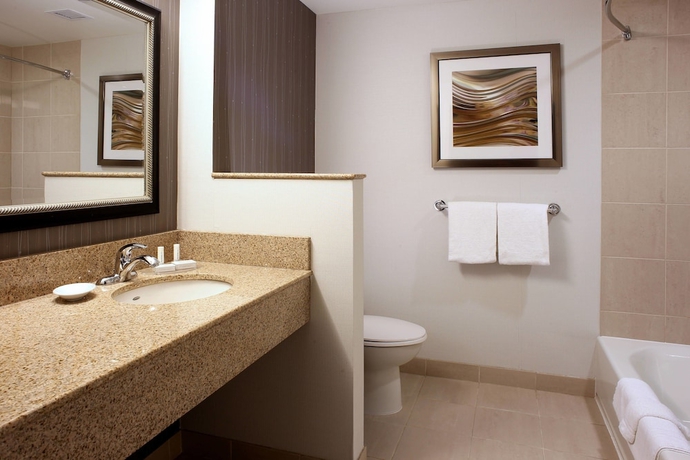 Imagen de la habitación del Hotel Courtyard By Marriott Hamilton, Hamilton . Foto 11