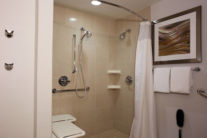 Imagen de la habitación del Hotel Courtyard By Marriott Hamilton, Hamilton . Foto 13