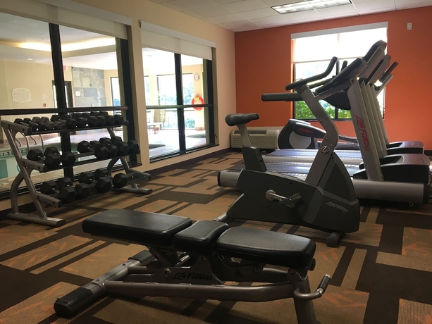Imagen de los interiores del Hotel Courtyard By Marriott Hamilton, Hamilton . Foto 18