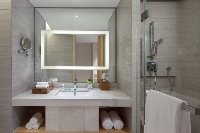 Imagen de la habitación del Hotel Courtyard By Marriott Hangzhou Qianjiang. Foto 10