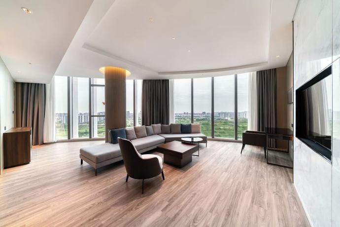 Imagen de la habitación del Hotel Courtyard By Marriott Hangzhou Xihu. Foto 10
