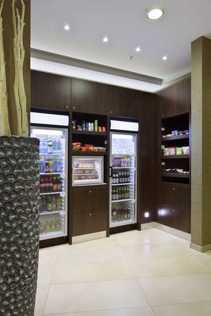 Imagen del bar/restaurante del Hotel Courtyard By Marriott Hannover Maschsee. Foto 8