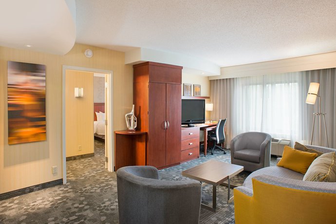 Imagen de la habitación del Hotel Courtyard By Marriott Hanover Lebanon. Foto 10