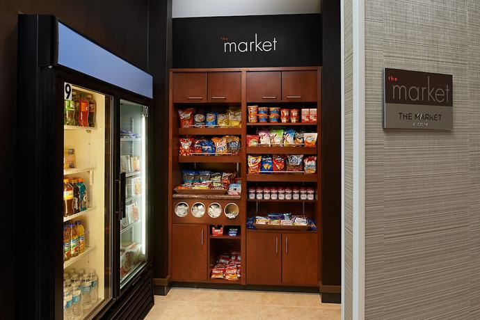 Imagen del bar/restaurante del Hotel Courtyard By Marriott Hanover Lebanon. Foto 7