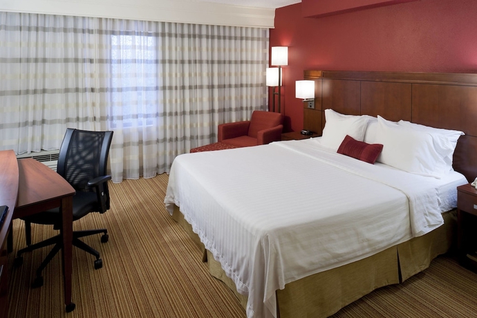 Imagen de la habitación del Hotel Courtyard By Marriott Harrisonburg. Foto 15