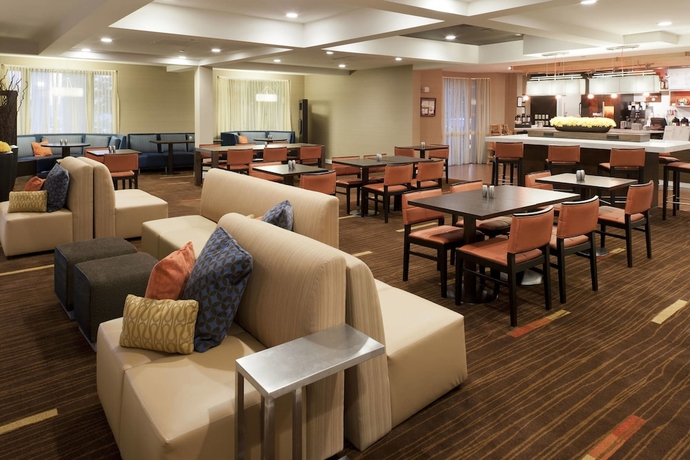 Imagen del bar/restaurante del Hotel Courtyard By Marriott Harrisonburg. Foto 5