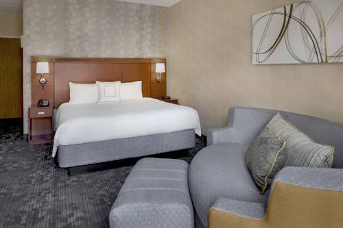 Imagen de la habitación del Hotel Courtyard By Marriott Hartford Windsor. Foto 5