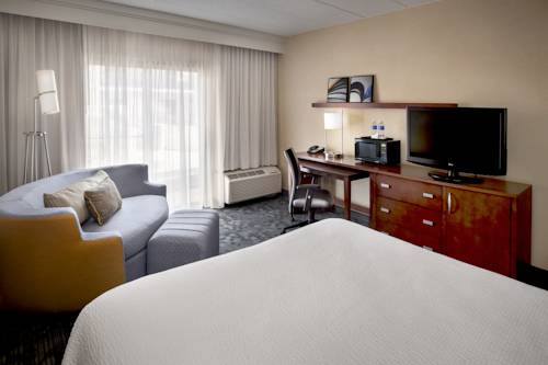 Imagen de la habitación del Hotel Courtyard By Marriott Hartford Windsor. Foto 9