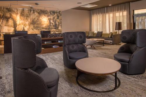 Imagen general del Hotel Courtyard By Marriott Hershey Chocolate Avenue. Foto 3