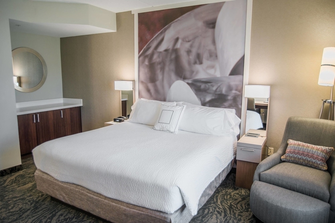 Imagen de la habitación del Hotel Courtyard By Marriott Hickory. Foto 7